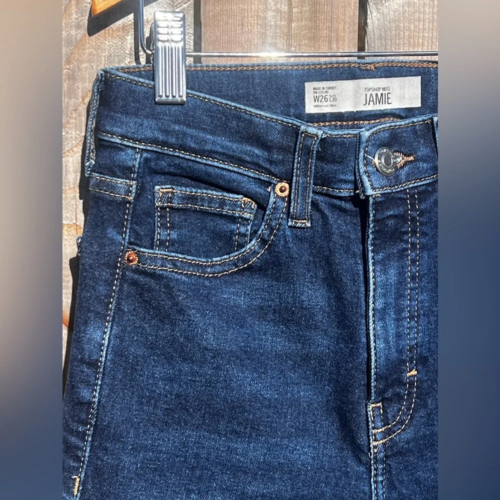 Topshop high rise moto jamie  jeans in rich blue - Image 11