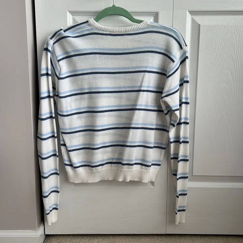 Brandy Melville Sweatshirt - Image 2