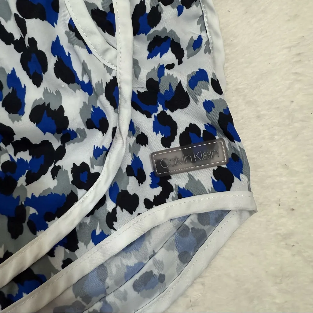 Calvin Klein Women’s Small Shorts Blue Leopard Print Y2K Athleisure Running - Image 7