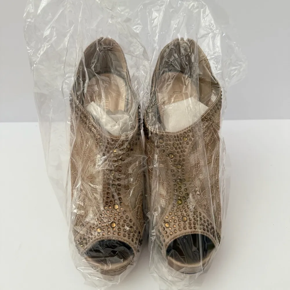 Peep Toe Heels Neutral Size 8 Stiletto Party Glam Lace Rhinestone Dress Pumps - Image 5