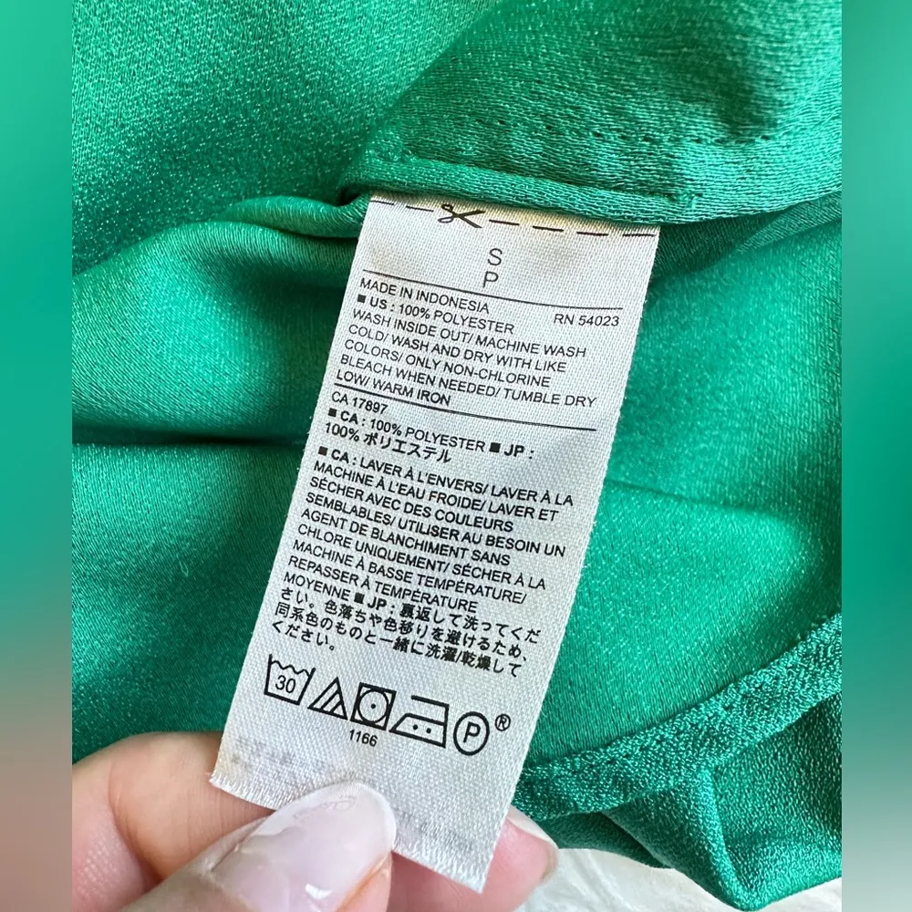 Banana Republic cold shoulder blouse - Image 6