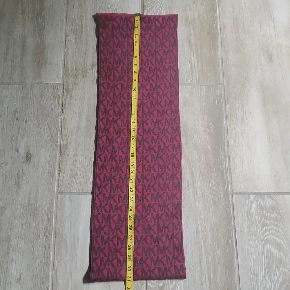 Michael Kors MK Repeat Logo Infinity Scarf - Image 11