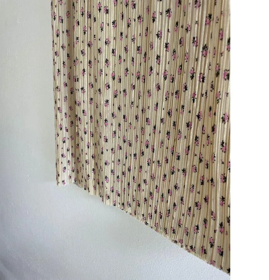 Women Sz 14 Ditsy Floral A-Line Midi Silky Plisse Skirt Feminine Romantic Flowy - Image 4