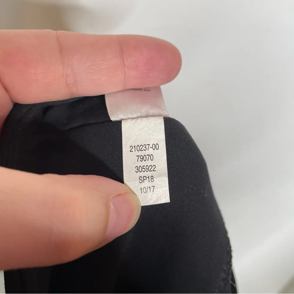 Athleta Stellar Crop Pant Black Size Small - Image 8