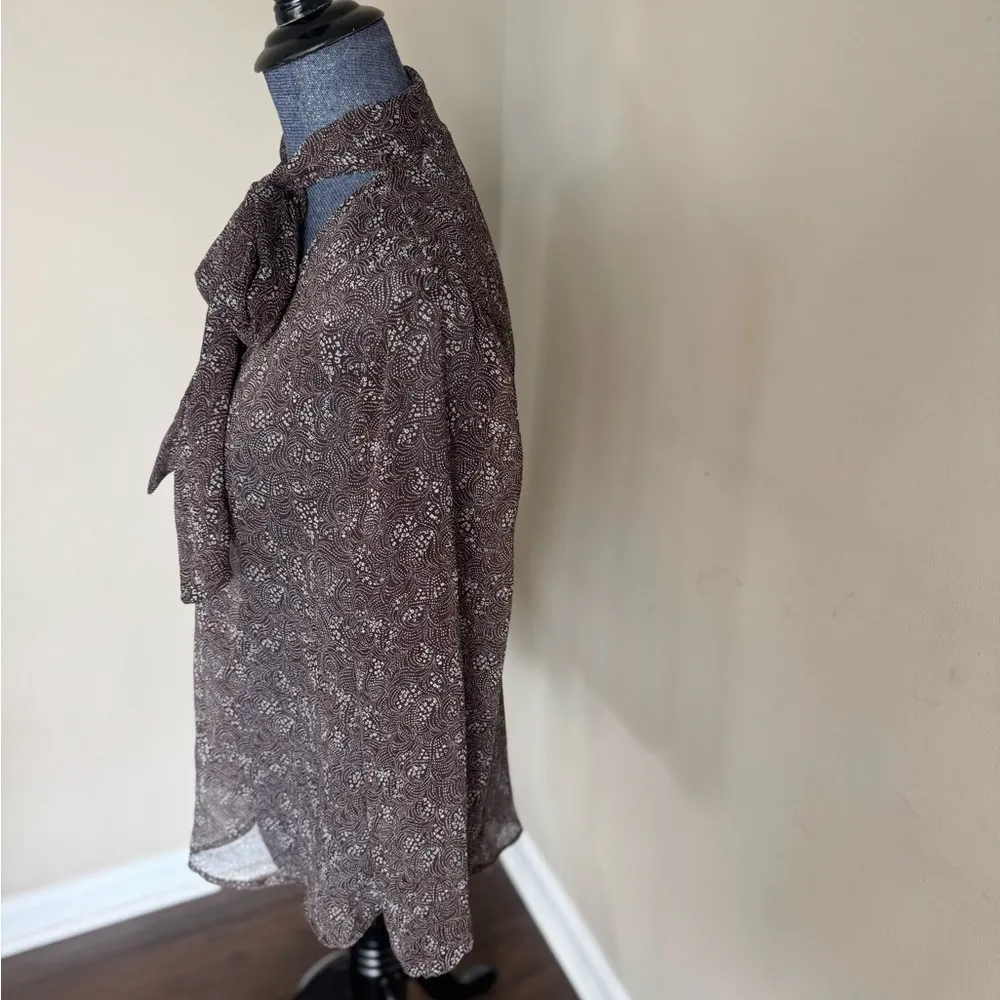 BB Dakota by Steve Madden Austell Sheet Printed Floral Front Tie Top Medium - Image 8