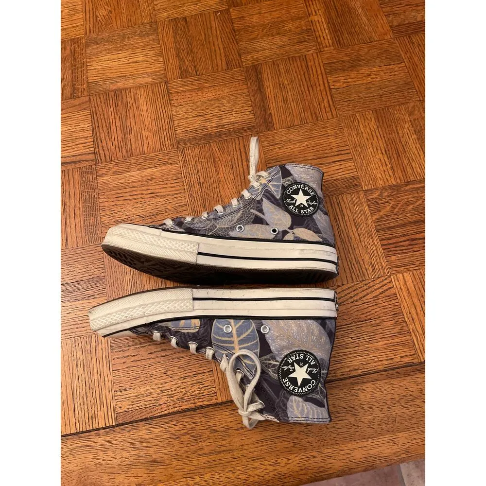 Converse Chuck Tayloe tropical leaf print high tops size 8.5 - Image 4