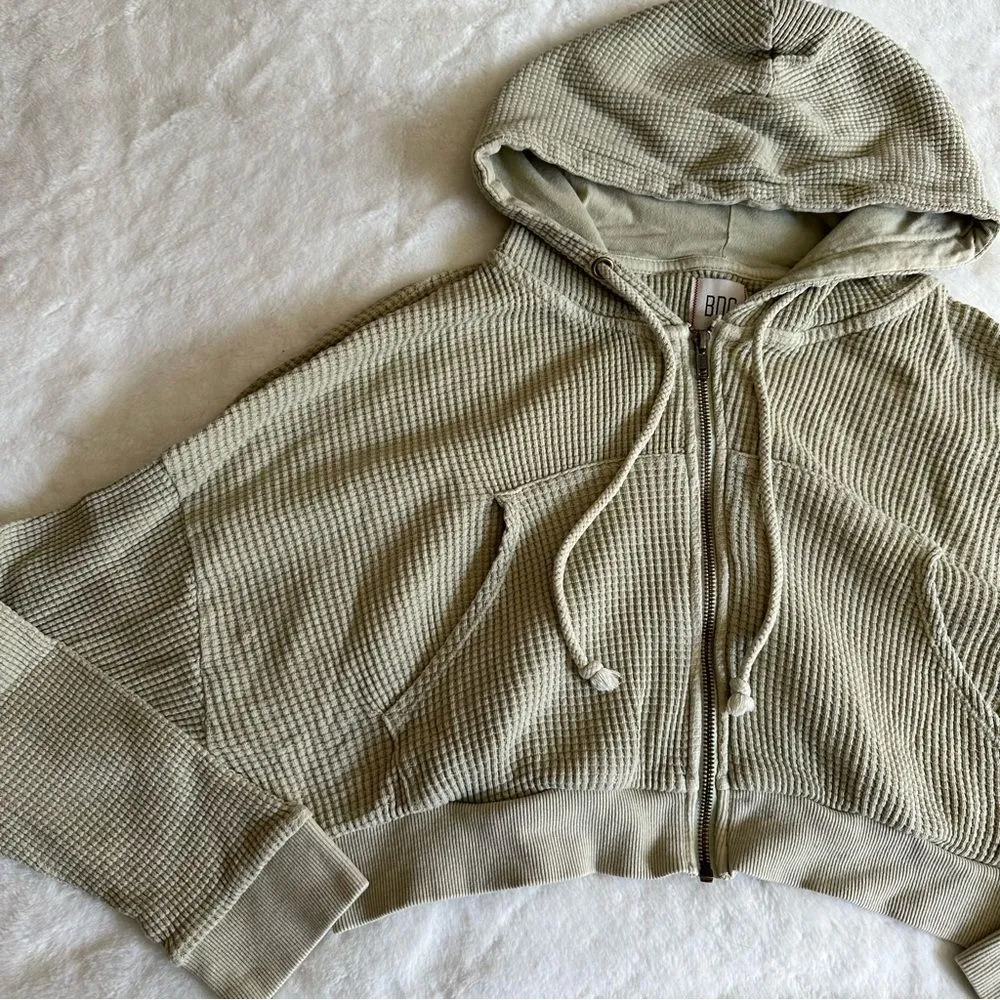 BDG Urban Outfitters Green Waffle Knit Zip Up Sweatshirt Size Small - Image 2