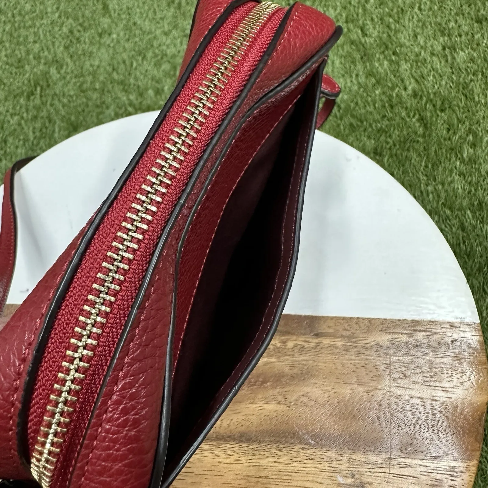 Coach Pebble Leather Shoulder‎ Bag Auth Red Medium Women - Image 4