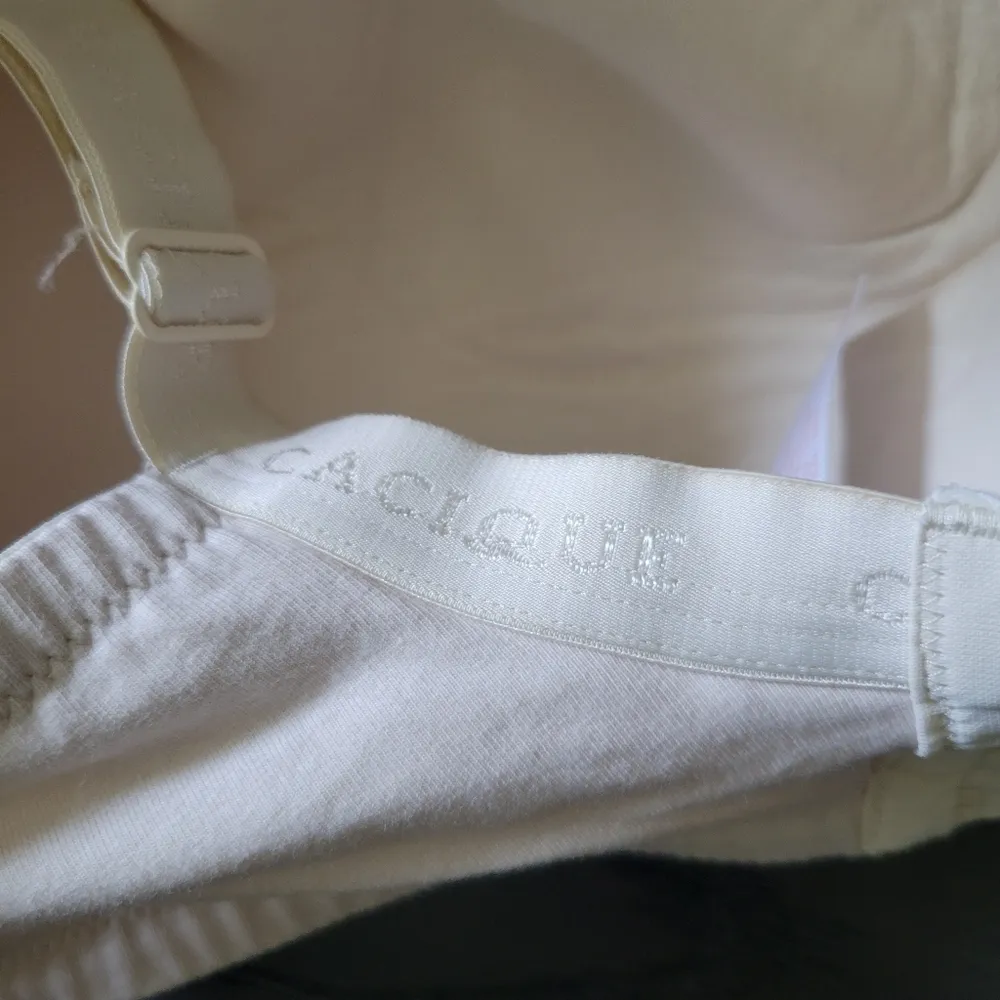 Cacique bra size 44G - Image 3