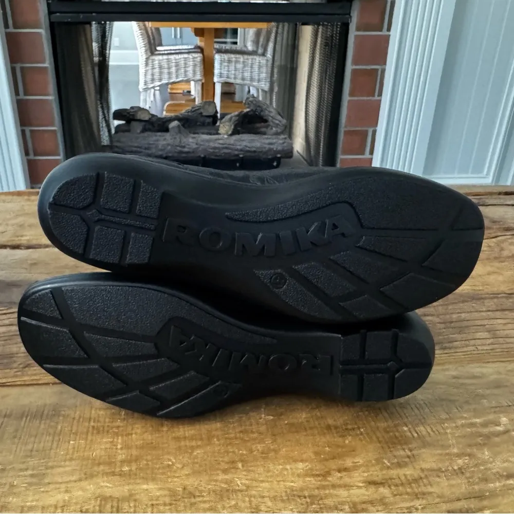 NEW in box ROMIKA Cassie 50 Leather Mary Jane’s ~ Black ~ 41 / 10 Fall Trend! - Image 8