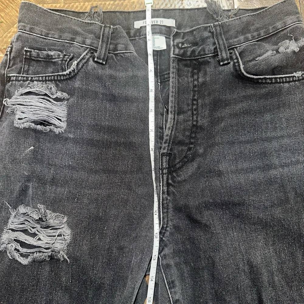 Forever 21 Black Straight Leg Distressed Jeans - Image 5
