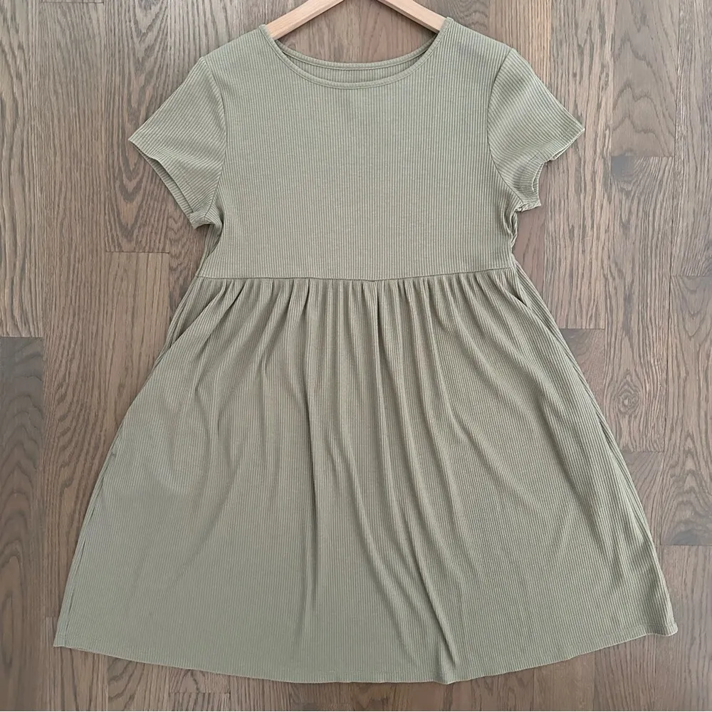Ribbed Round Neck Short Sleeve Knit Babydoll Dress Pale Sage Green M - Image 5