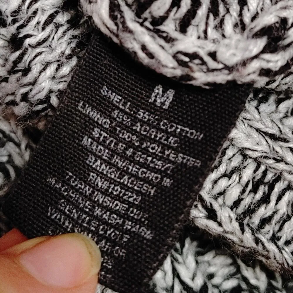 Ashley Outerwear Soft Long Sweater Size Medium M Knit Hood Button Warm Winter - Image 5