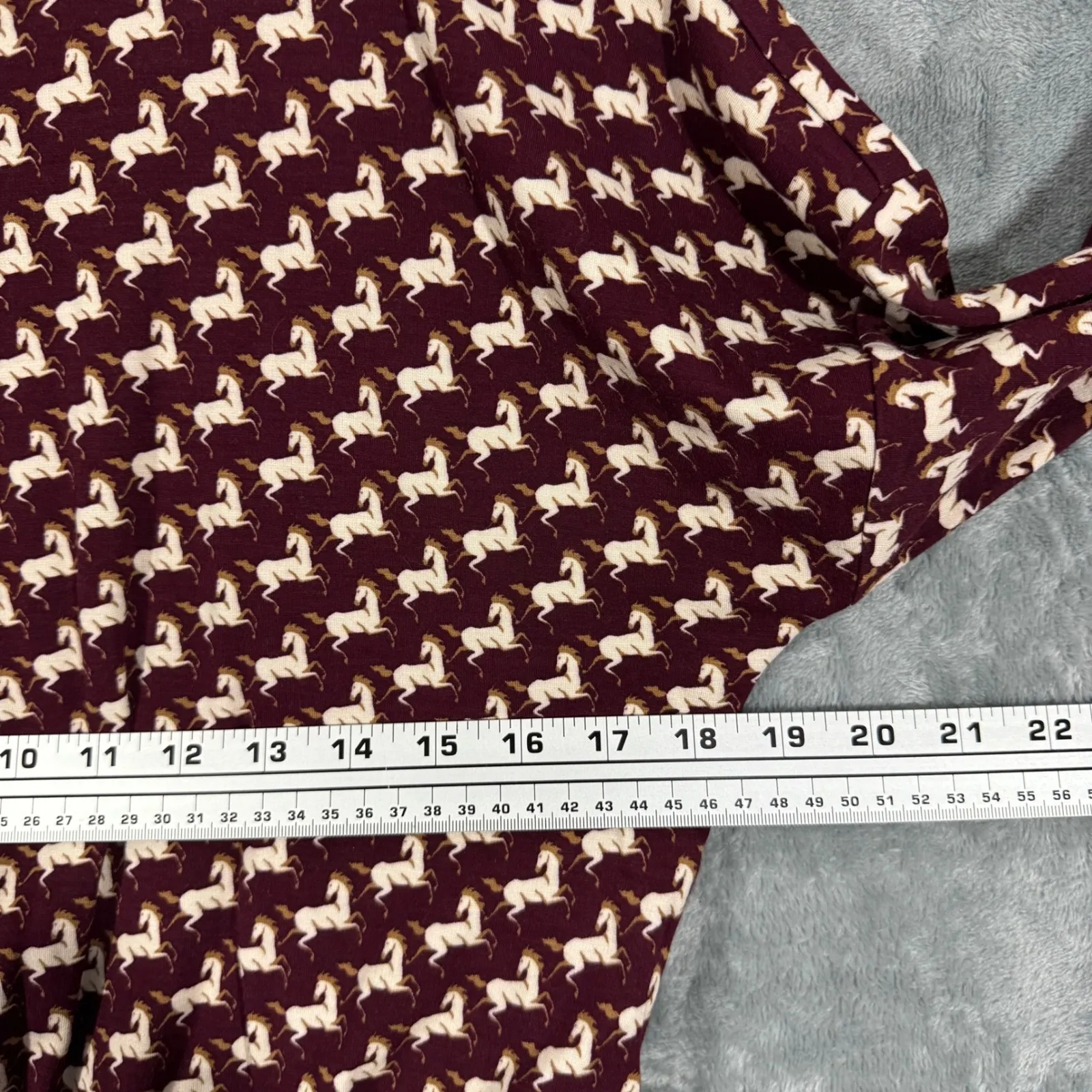 Ann Taylor Horse Print Blouson Midi Dress Burgundy Smoked Garnet Size 8 - Image 13