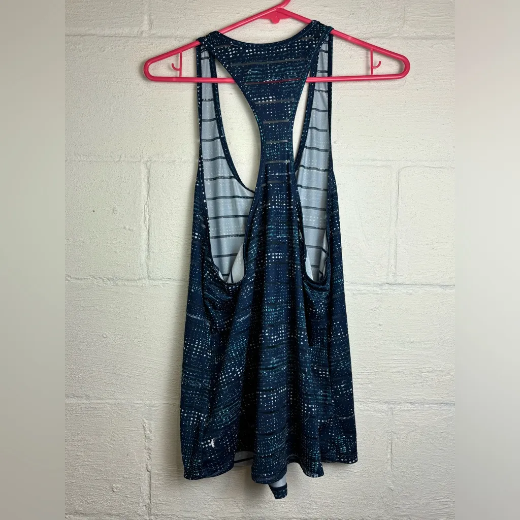 Zyia Active Woman’s Plus Size Lightweight Running Activewear Workout Tank Top - Image 7