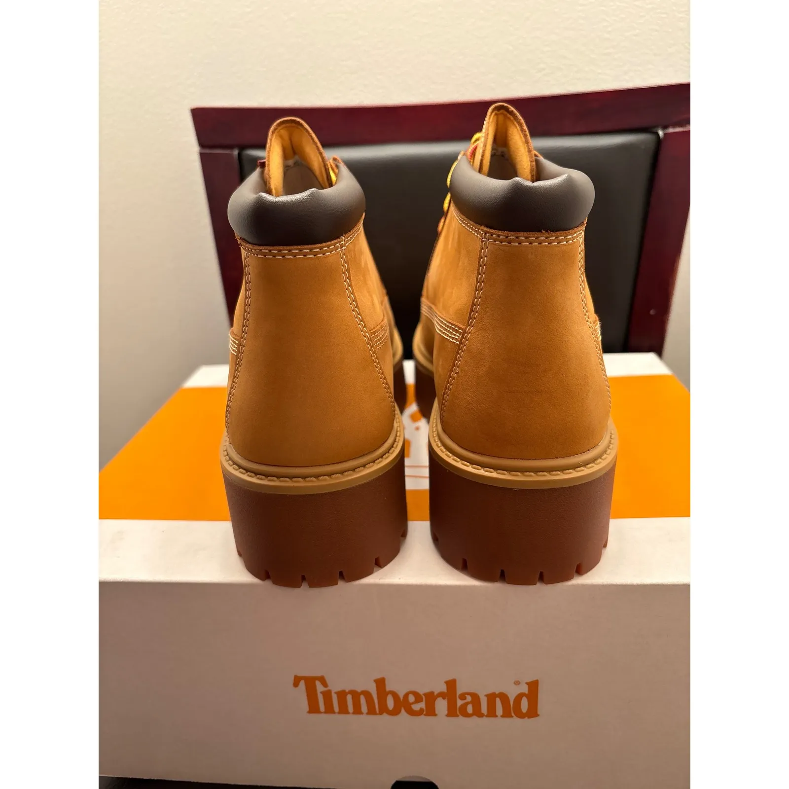 New Timberland Stone Street Mid Waterproof Chukka Wheat Nubuck Boots Women 8 - Image 4