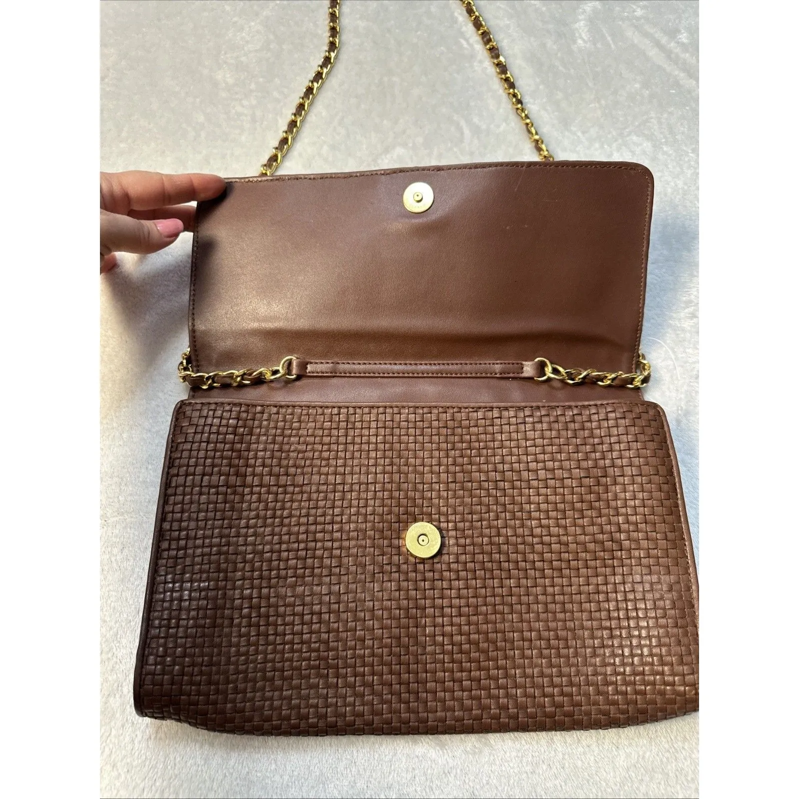 Vintage Etienne Aigner Woven Brown Crossbody Shoulder Handbag - Image 4