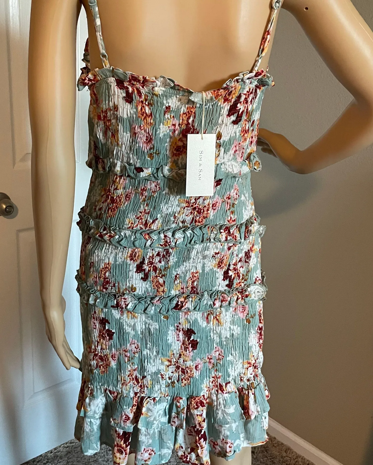 NWT  Ruched Floral Dress Spaghetti Straps - Image 2
