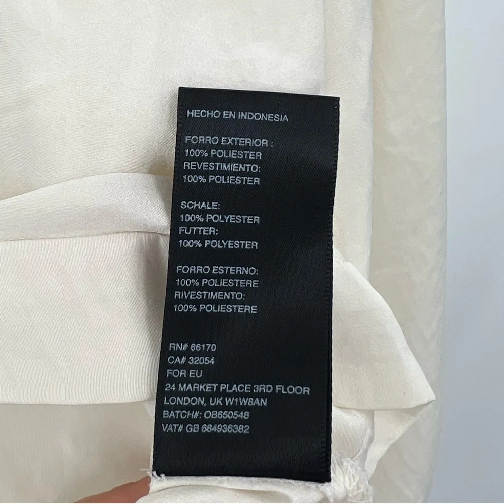 Anthropologie Silence + Noise cream surplice balloon sleeve cropped blouse - Image 8