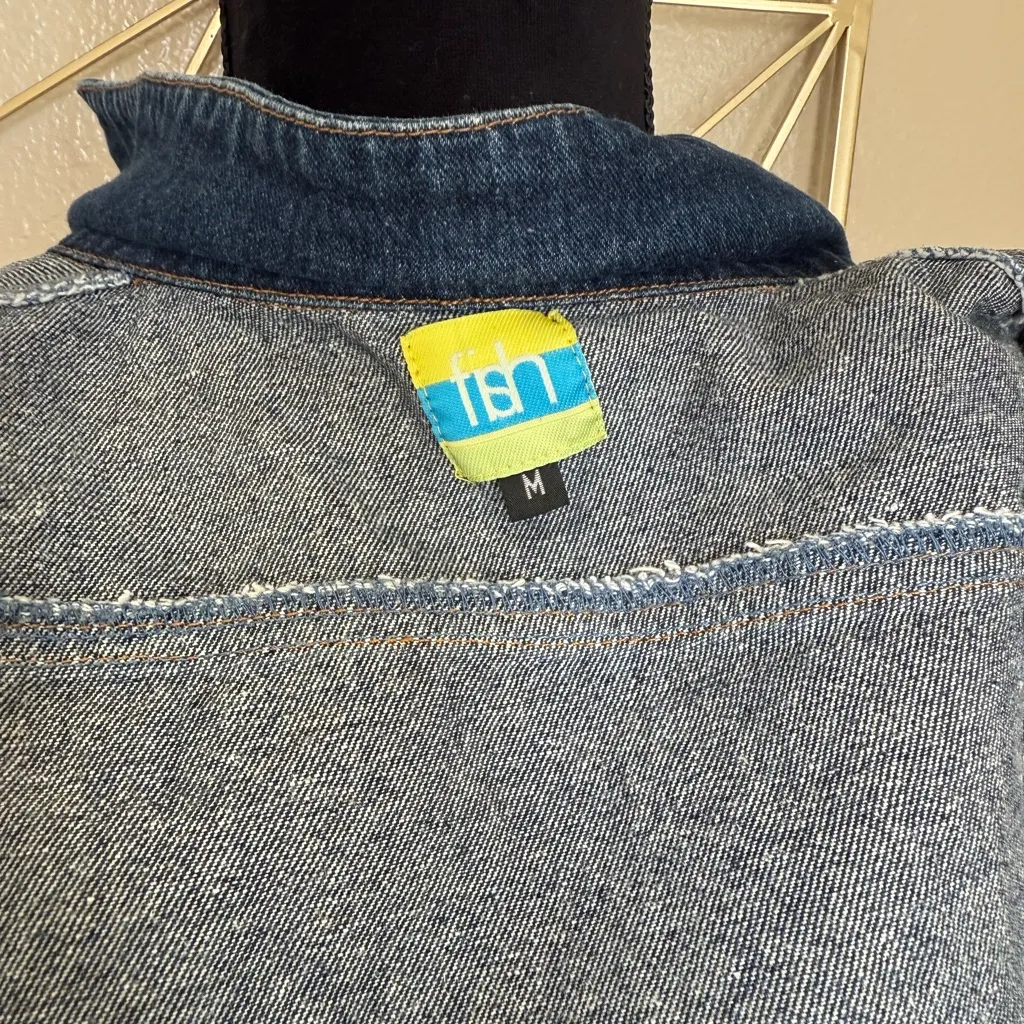 FISH Stylish Denim Trench Coat size Medium Blue - Image 7