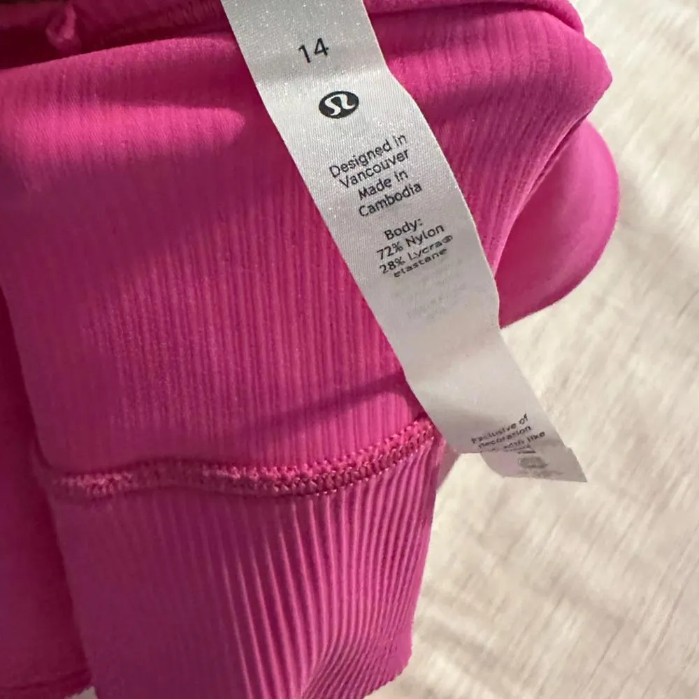 lululemon Athletica Power Pivot Tank - Image 4