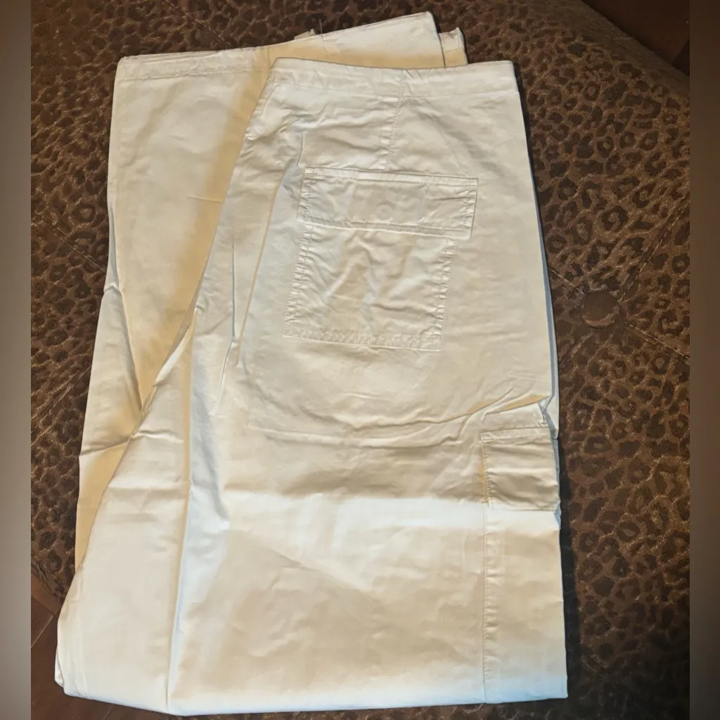 Good American Cream Parachute Pant - Image 5