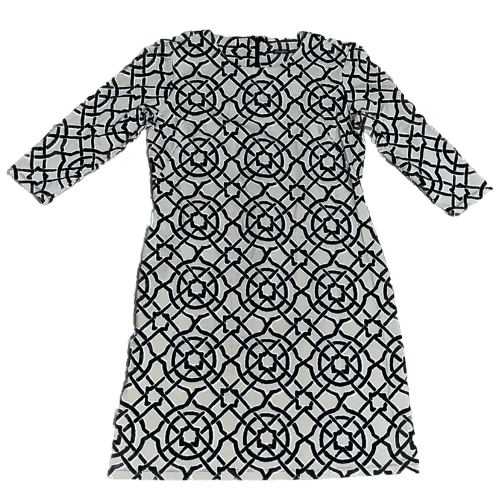 J. McLaughlin Devon 3/4 Sleeve Crew Neck Catalina Cloth Dress Black Tan Scribe M - Image 2