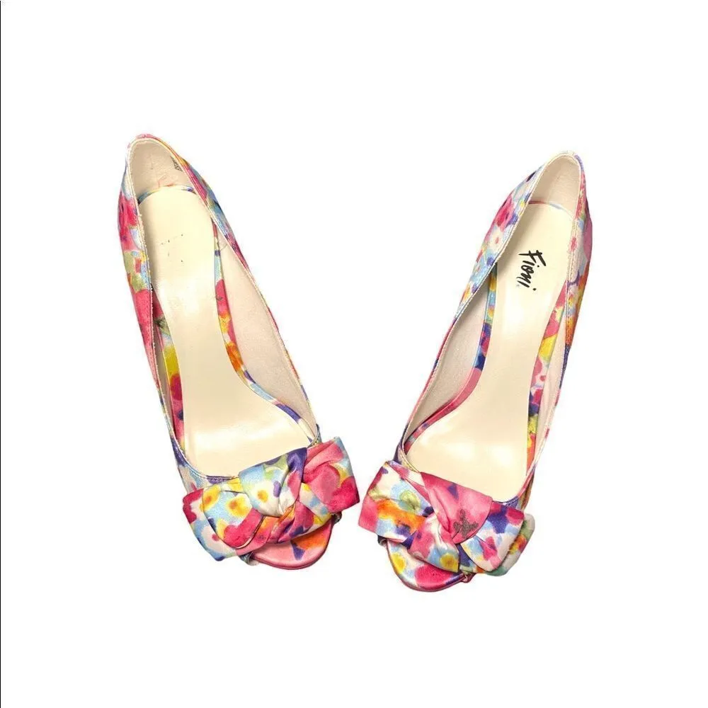 Fiona floral heels size 6.5 - Image 3