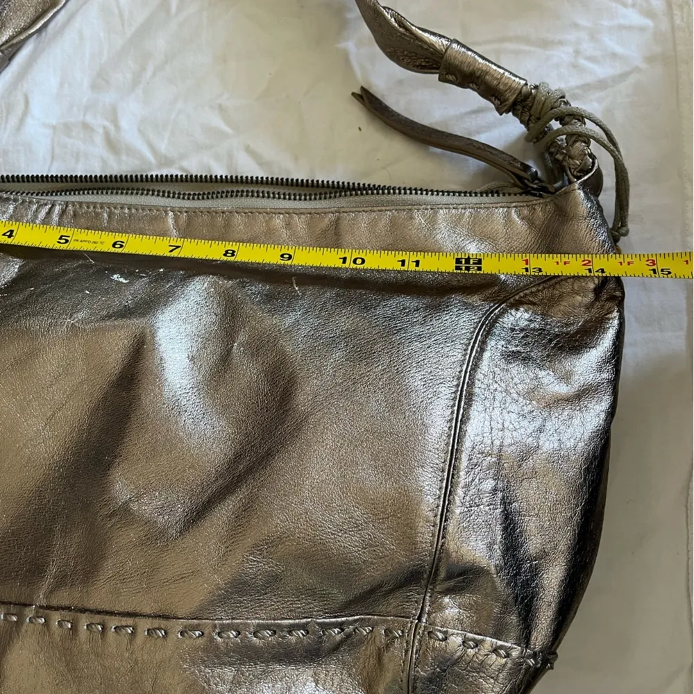 Never worn: the sak metaling style purse - Image 5