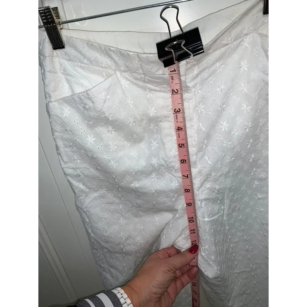 Liz Claiborne Lizsport Women's Size 10 White Cropped‎ Embroidered Floral Pants - Image 5