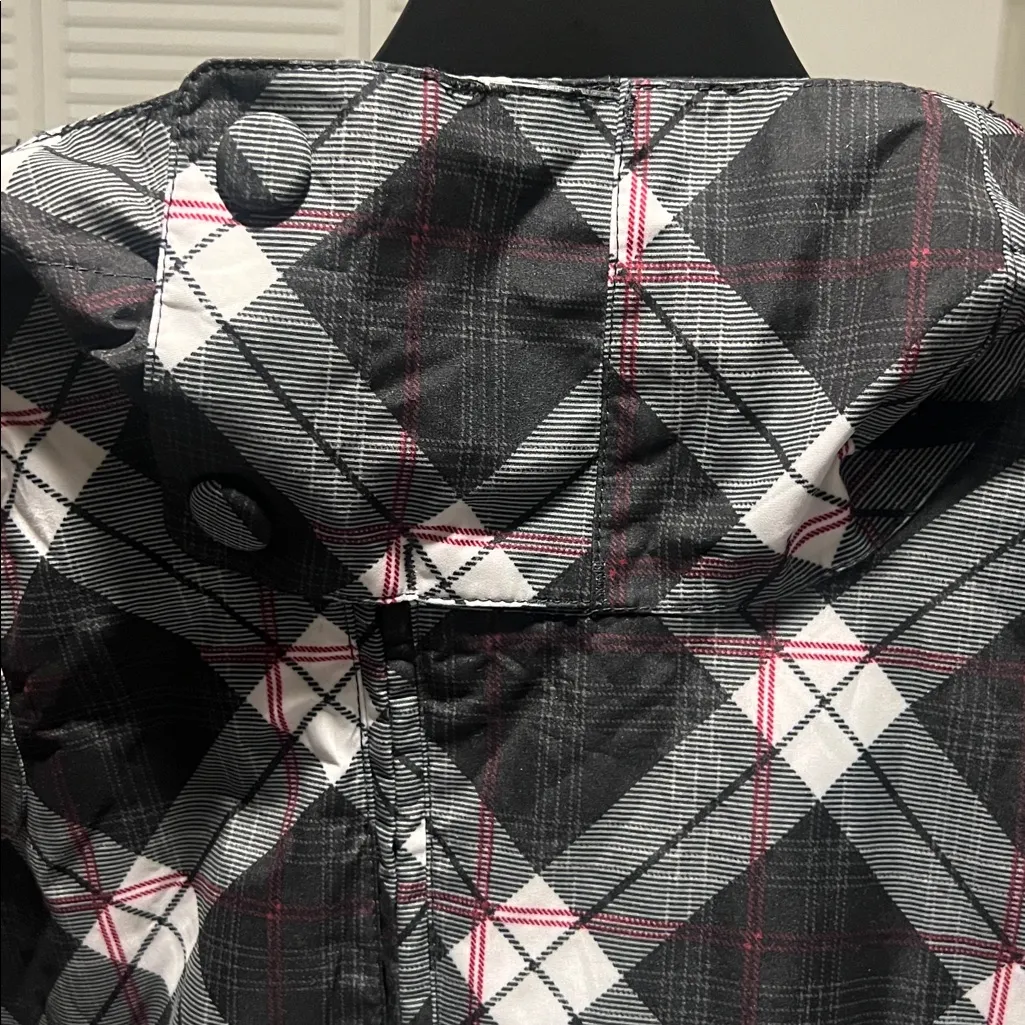 Burton  Black and White Plaid Ski Jacket - Image 3