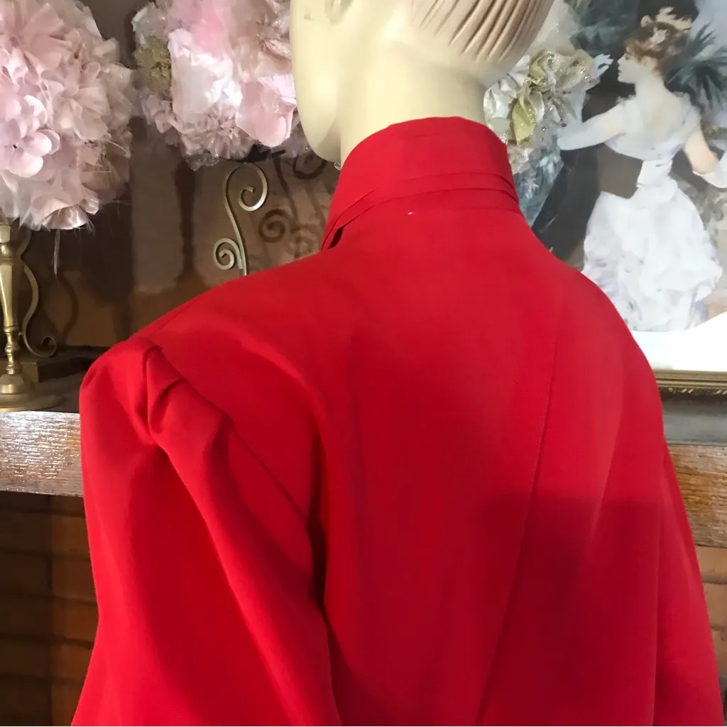 VINTAGE 1980'S YVES ST. CLAIR RED MOCK NECK PLEATED BLOUSE (12) - Image 8