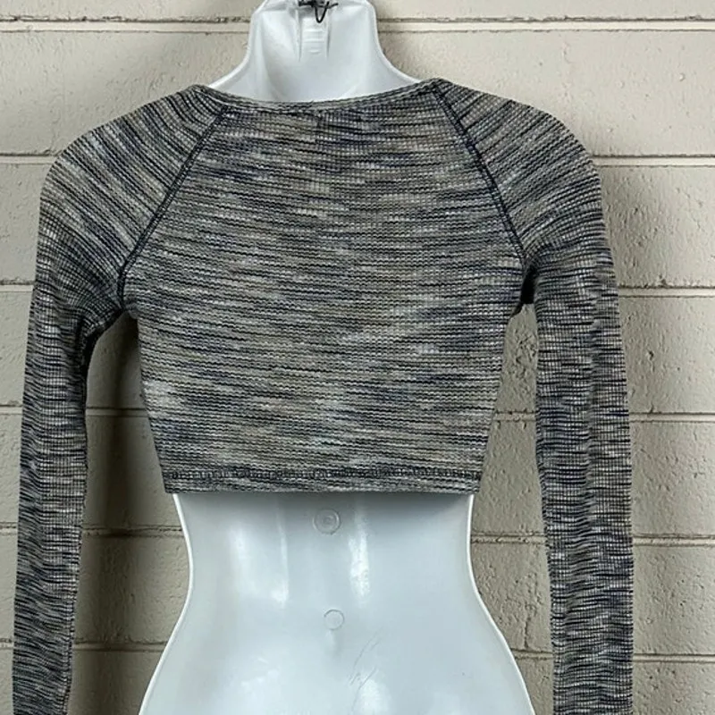 Urban Outfitters BDG Strip Crop Long Sleeve top size S - Image 2