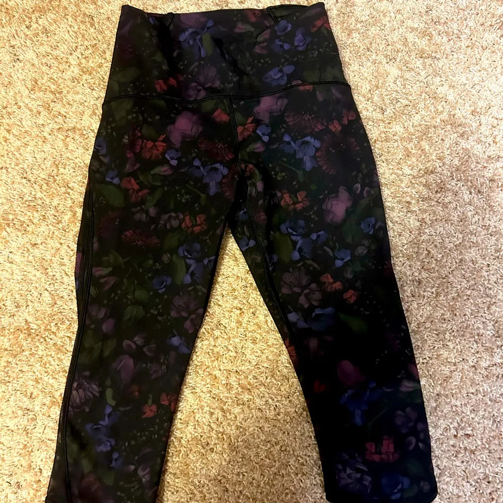 Lululemon Floral Print Wunder Under Crop Leggings - Image 2
