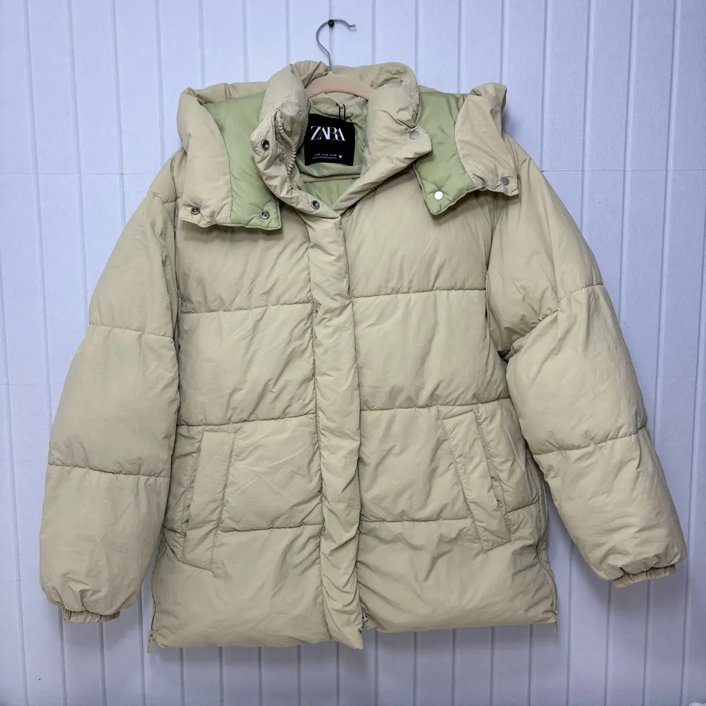 Zara Light Beige Puffer Jacket Full Zip Water Repellent Oversize Size M - Image 4