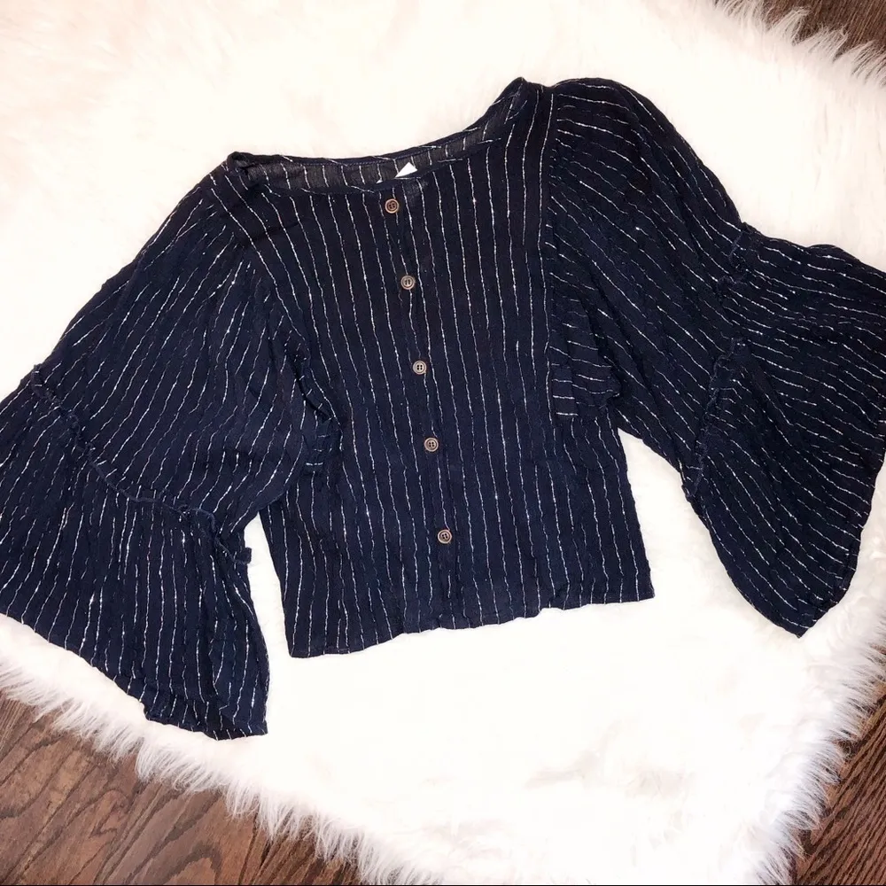 Sienna Sky navy blue bell sleeve small blouse - Image 4