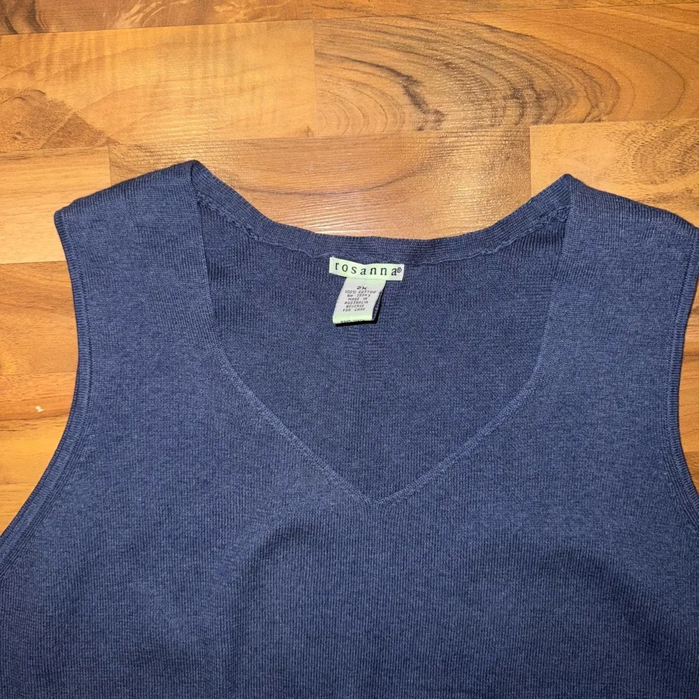 Rosanna women’s classic sweater tank blue & black 2x fitted v neck summer cotton - Image 2