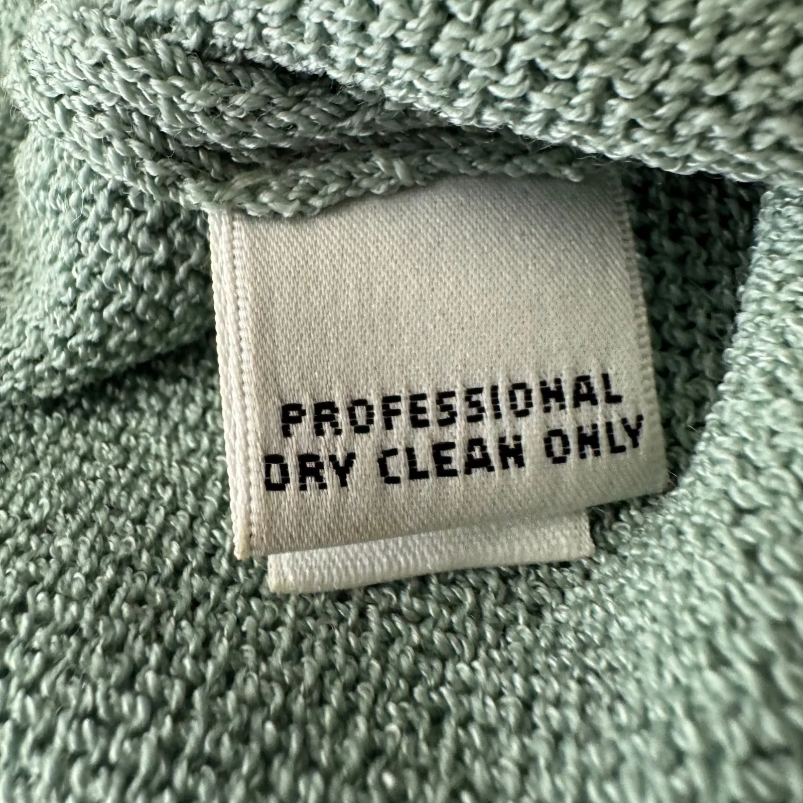 ST JOHN Petite Knit Tank Top Green Sleeveless Scoop Neck Women Size S - Image 9