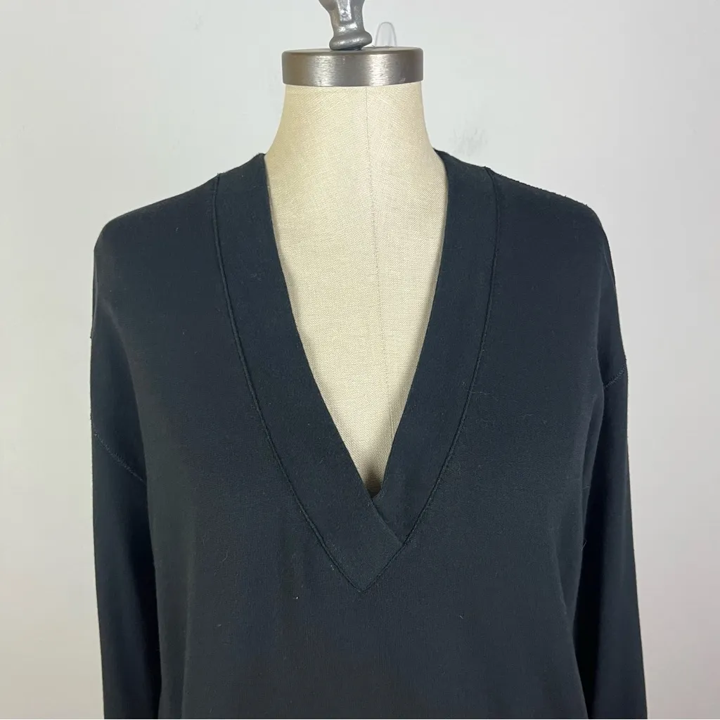 Rag & Bone V Neck Sweatshirt in Black - Image 4