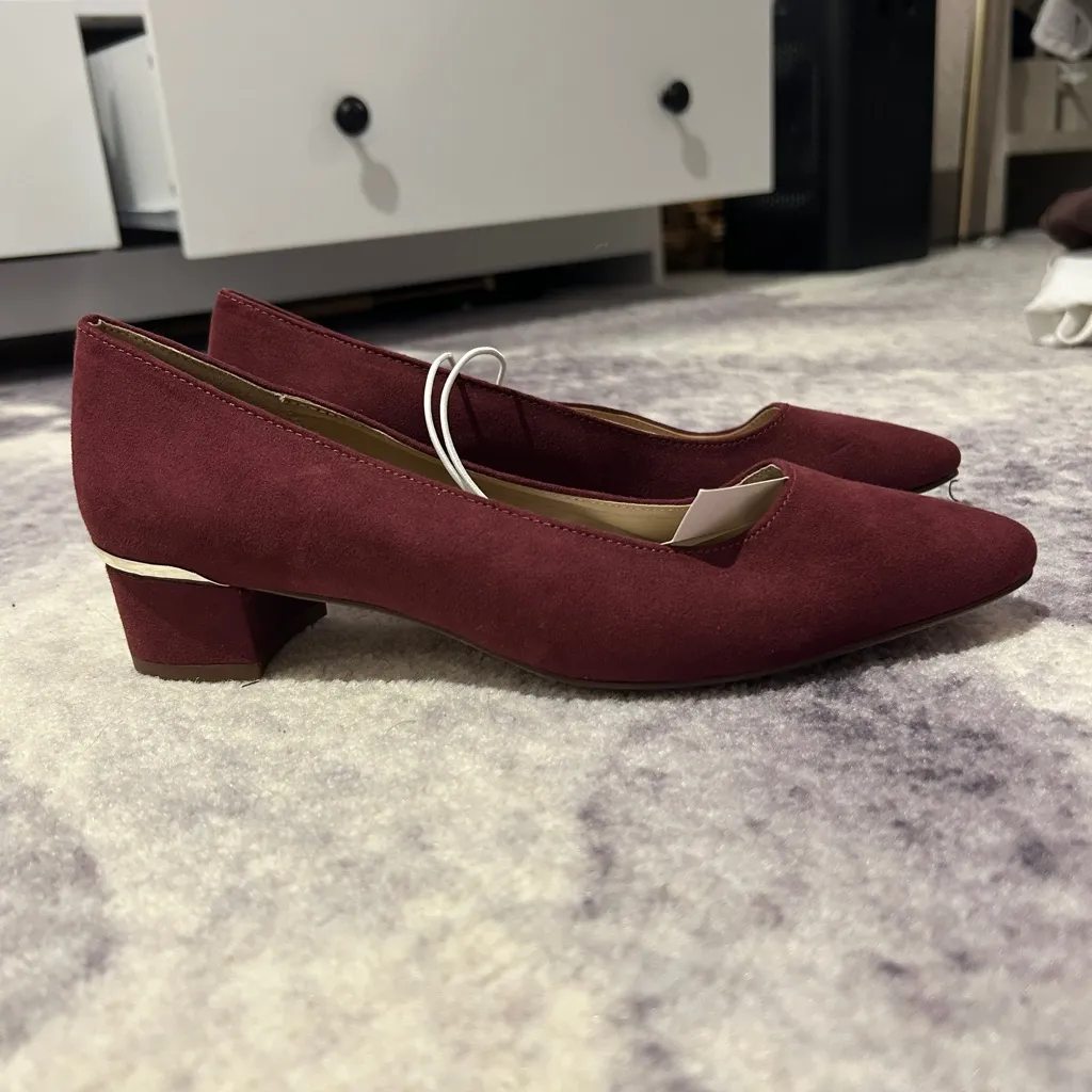 Ann Taylor Low Heels - Image 2
