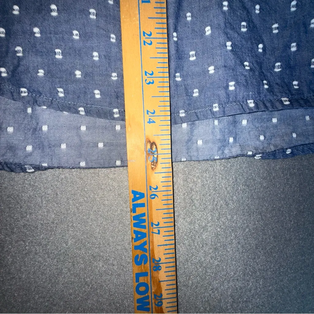 Old Navy Chambray 1/4 Button-Up Pullover Flowy blouse size Small puff sleeves‎ - Image 10