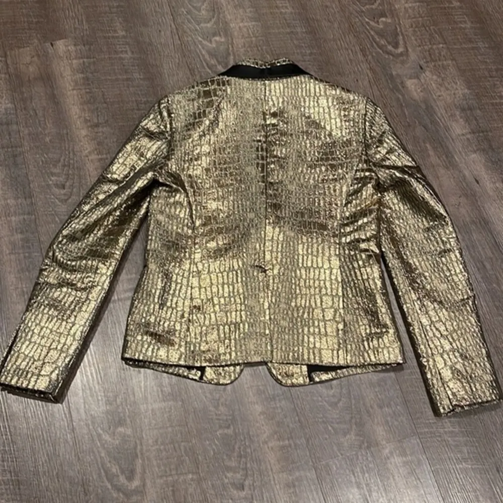 Diane von Furstenberg croc pattern gold Lame’ blazer - Image 13