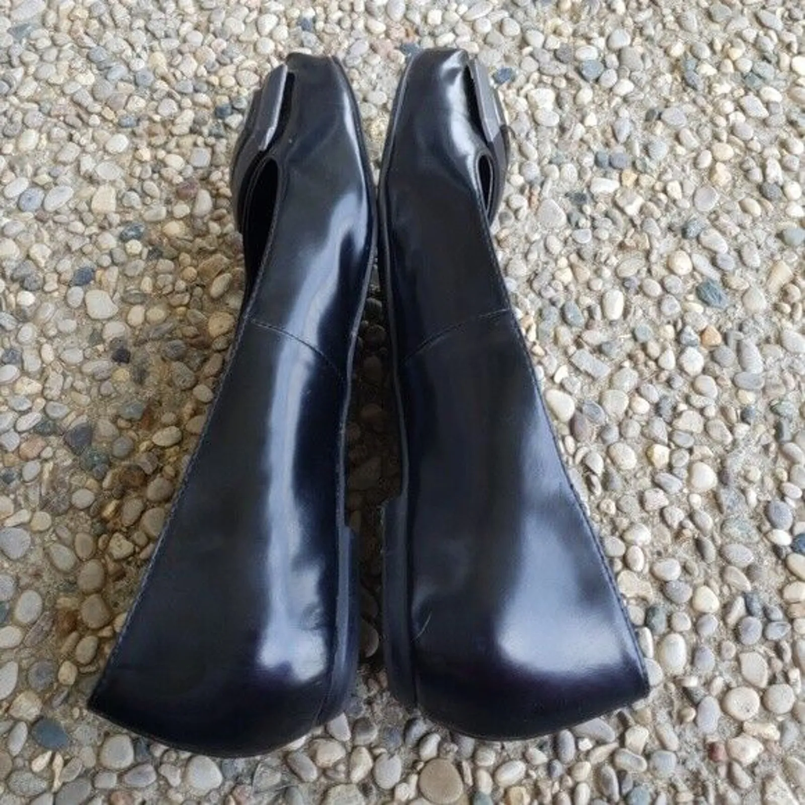 Simply Vera Vera Wang Black Flats Size 6.5 - Image 5