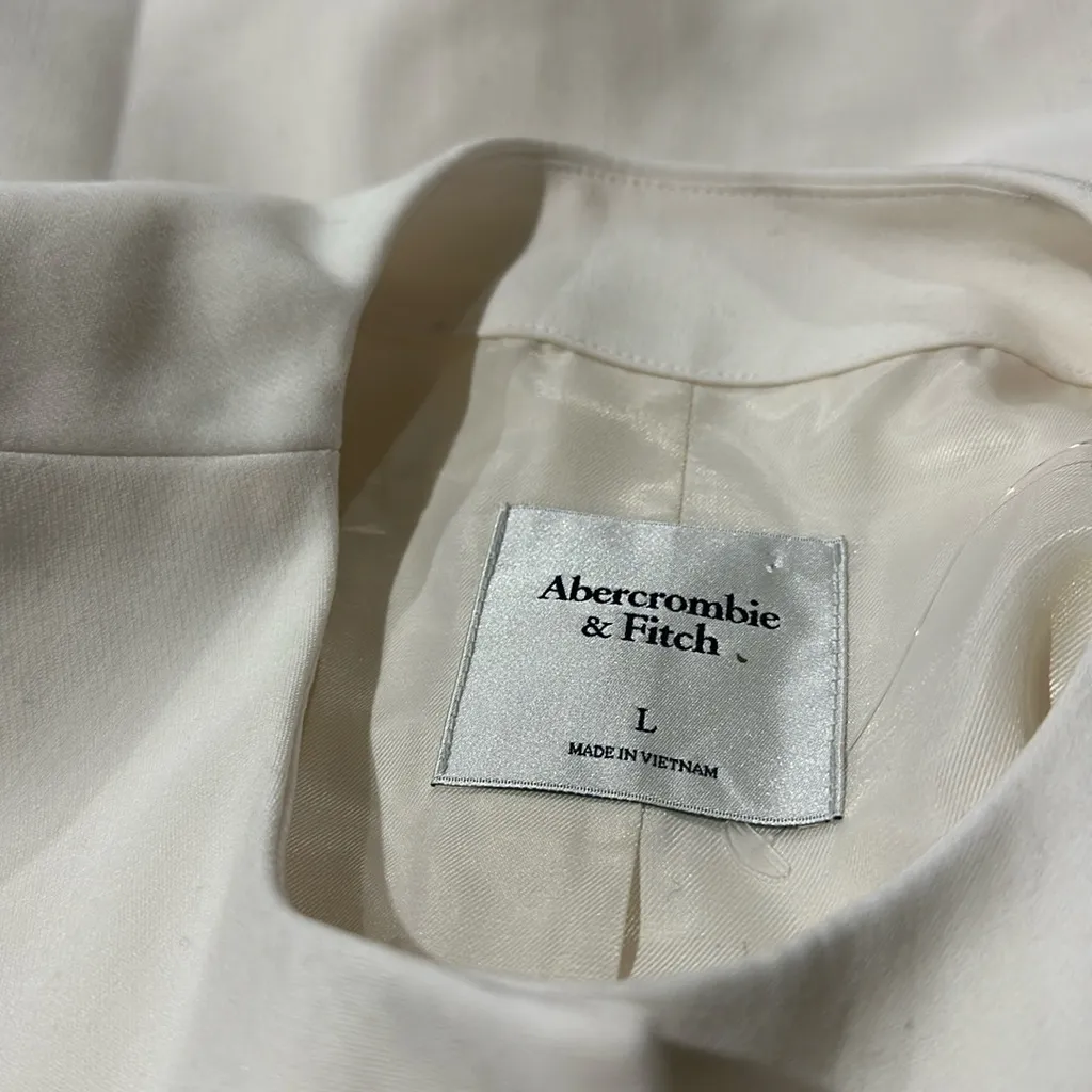NWOT Abercrombie & Fitch Collarless Suiting Jacket White Size L - Image 5
