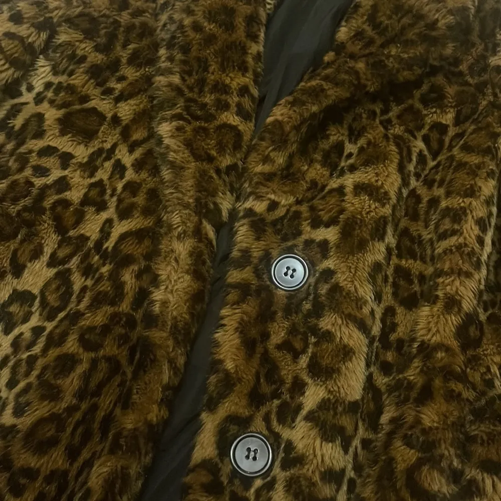 ZARA  trf collection fur jacket. Medium - Image 4