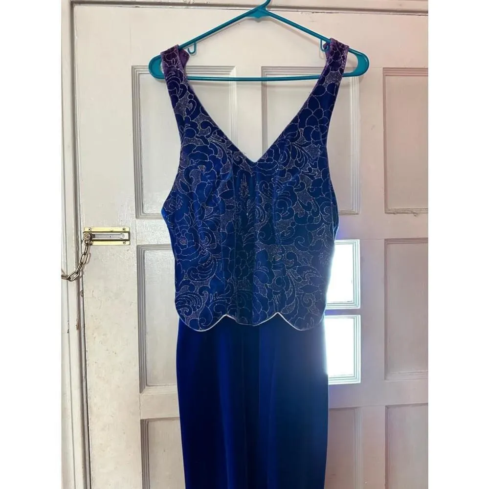 Céline New York Vintage Blue Velvet Embroidered Floral Bodice Formal Prom Dress - Image 10