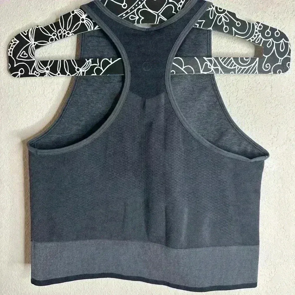 Lululemon Seamless Mesh Supportive Training Tank Top
Graphite Grey size 6 - Image 5