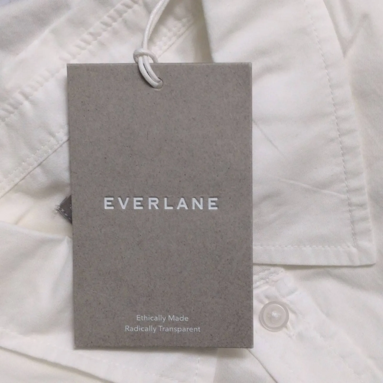 NWT EVERLANE Silky Cotton Relaxed Shirt Off-white Long Sleeve Button Down Size 8 - Image 6