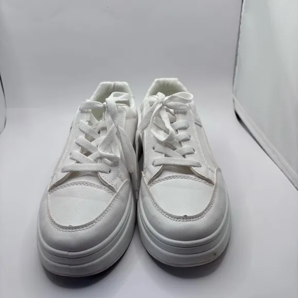 Women's White Athletic Shoes ME Yamaite fashion Size 8 - Image 2