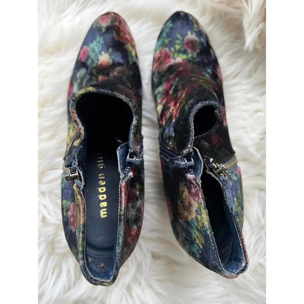 Madden Girl Floral Velvet Heeled Ankle Booties - Stylish & Chic Size 6.5 - Image 3